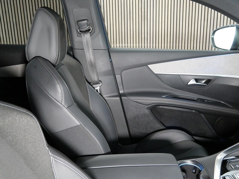 Used Peugeot 3008 2022 for sale - 77840718: Photo 31