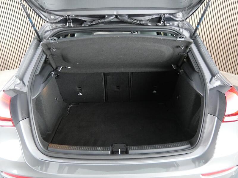 Used Mercedes-Benz A-Class 2019 for sale - 77502635: Photo 46