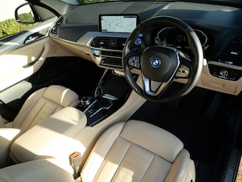Used BMW iX3 2021 for sale - 76784448: Photo