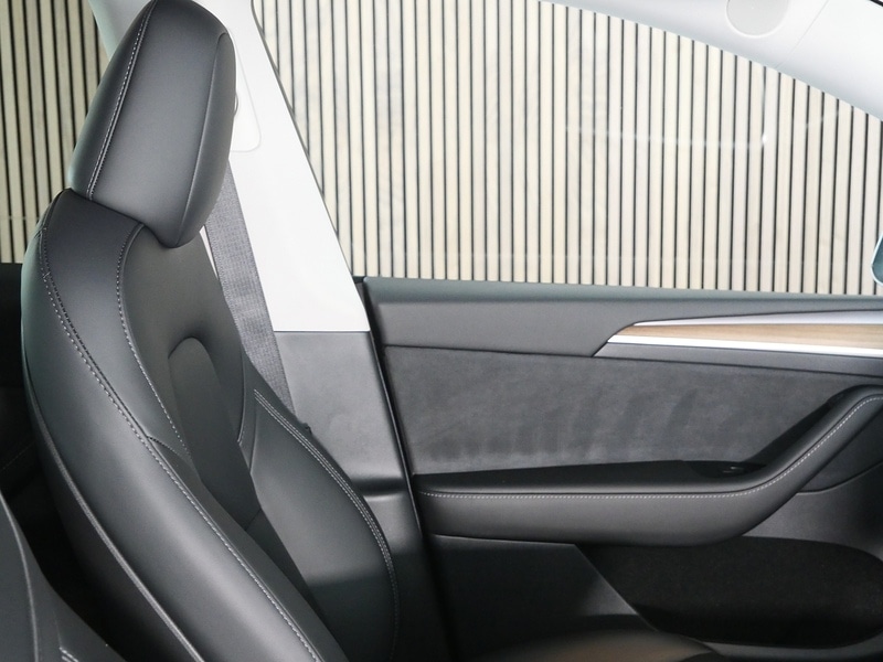 Used Tesla Model Y 2023 for sale - 77227901: Photo 31