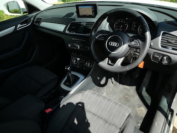 Used Audi Q3 2018 for sale - 75582319: Photo