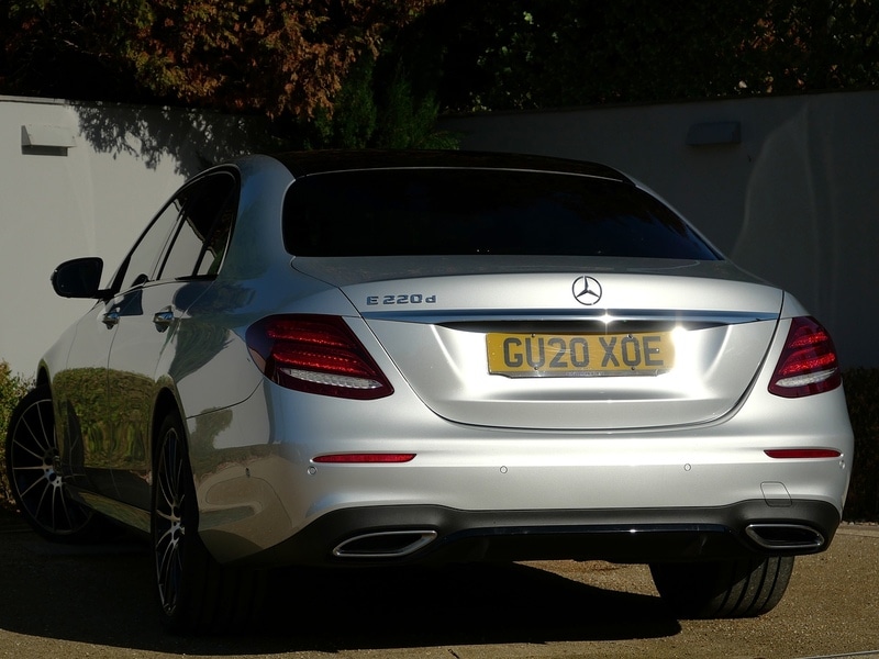 Used Mercedes-Benz E Class 2020 for sale - 76712166: Photo 2