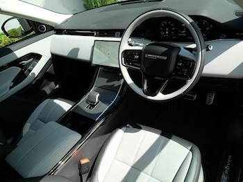 Used Land Rover Range Rover Evoque 2024 for sale - 75488641: Photo
