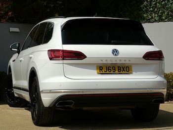Used Volkswagen Touareg 2019 for sale - 75482940: Photo
