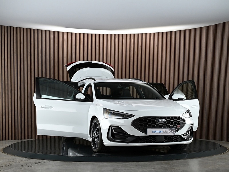 Used Ford Focus 2023 for sale - 77990195: Photo 14