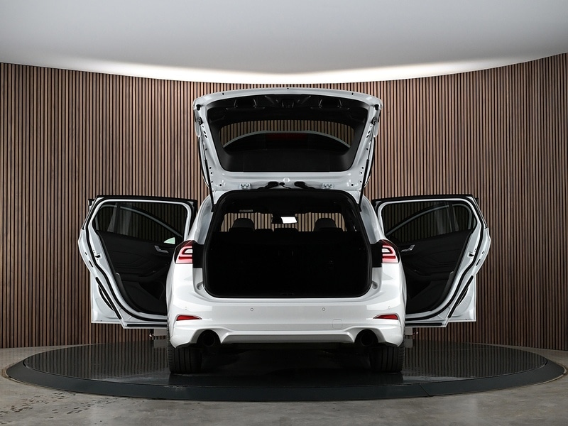 Used Ford Focus 2023 for sale - 77990195: Photo 18