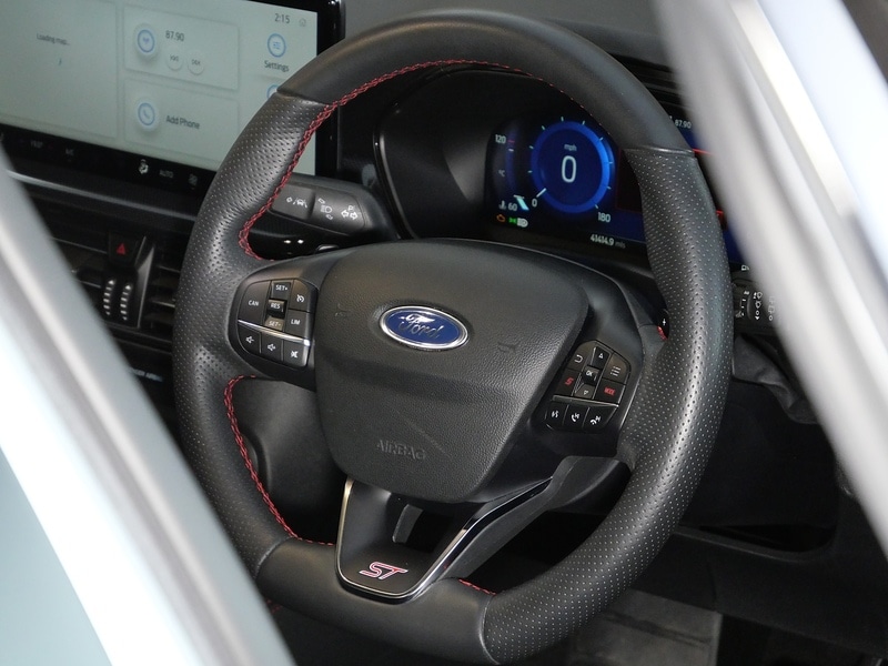 Used Ford Focus 2023 for sale - 77990195: Photo 24