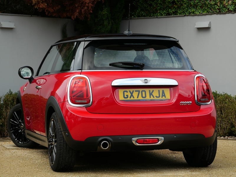 Used MINI Hatch 2021 for sale - 76323808: Photo 2