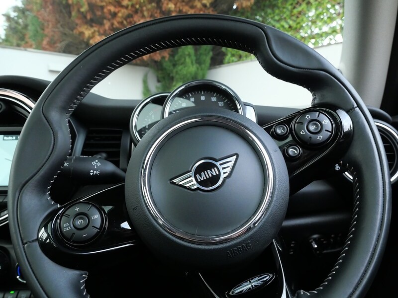 Used MINI Hatch 2021 for sale - 76323808: Photo 25