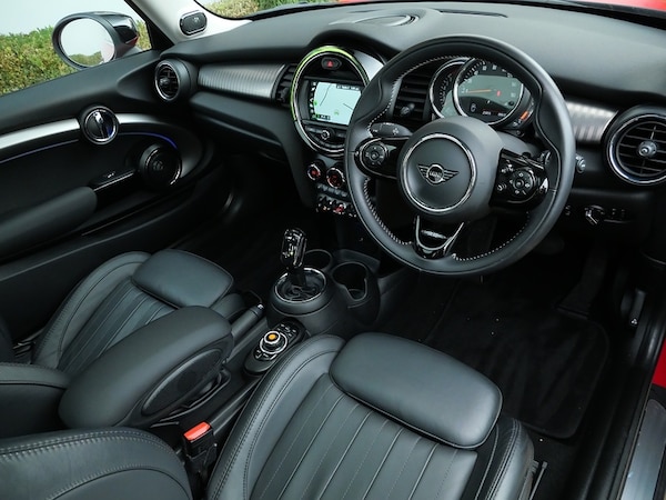 Used MINI Hatch 2021 for sale - 76323808: Photo 3