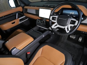 Used Land Rover Defender 2022 for sale - 78793969: Photo