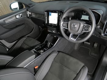 Used Volvo XC40 2022 for sale - 79724111: Photo