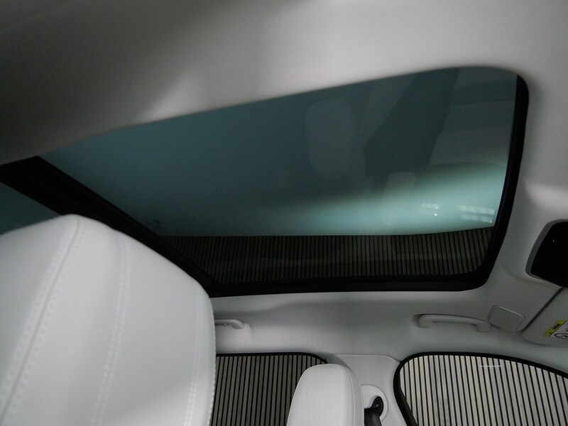 Used Land Rover Range Rover Velar 2021 for sale - 77840645: Photo 35