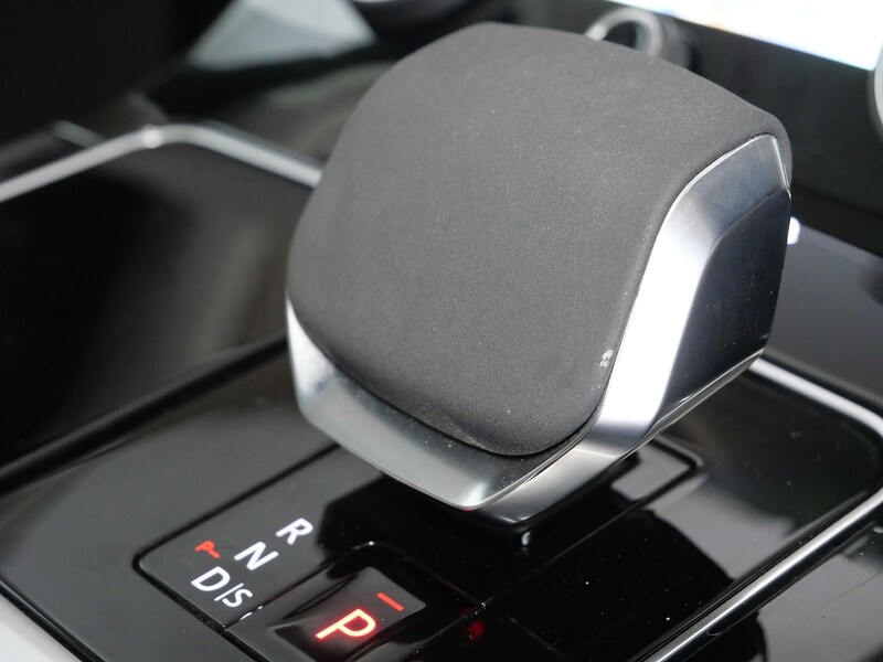 Used Land Rover Range Rover Velar 2021 for sale - 77840645: Photo 41