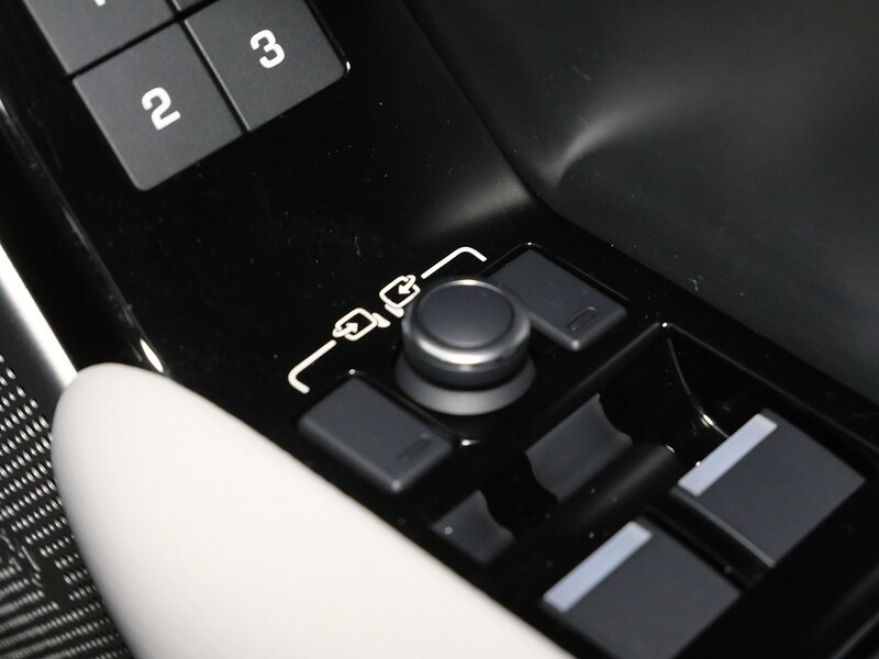 Used Land Rover Range Rover Velar 2021 for sale - 77840645: Photo 44