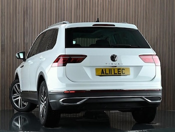 Used Volkswagen Tiguan 2021 for sale - 79072914: Photo