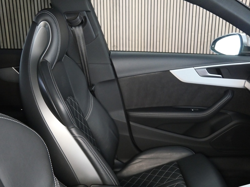 Used Audi A4 2017 for sale - 77213080: Photo 32