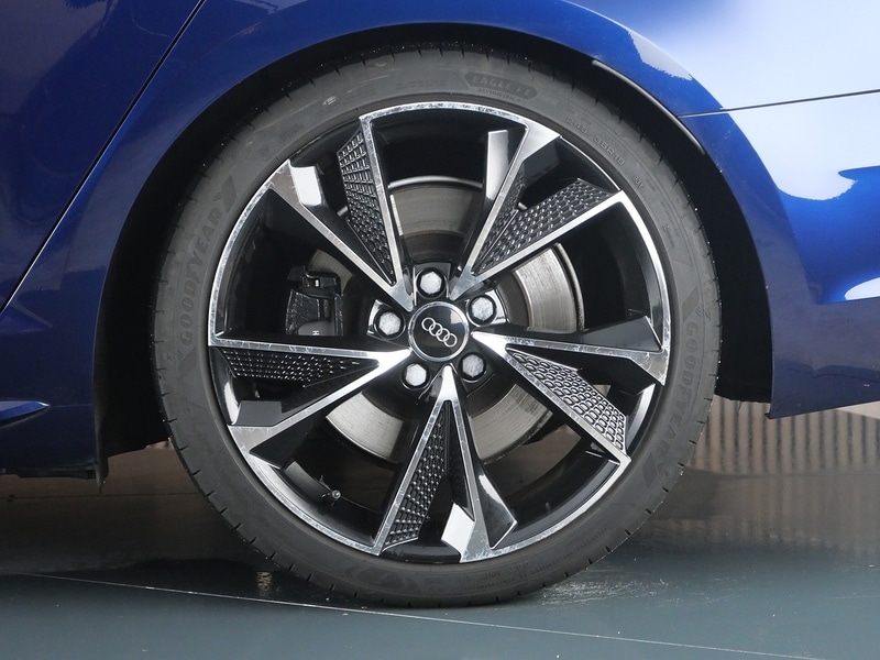 Used Audi A4 2017 for sale - 77213080: Photo 45