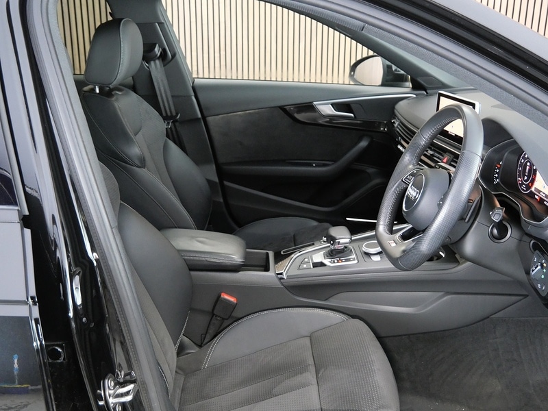 Used Audi A4 2017 for sale - 77836607: Photo 32