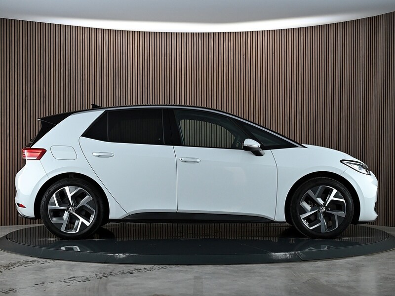 Used Volkswagen ID.3 2023 for sale - 77840762: Photo 11