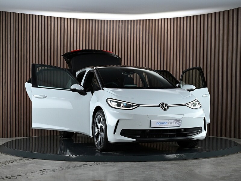 Used Volkswagen ID.3 2023 for sale - 77840762: Photo 14