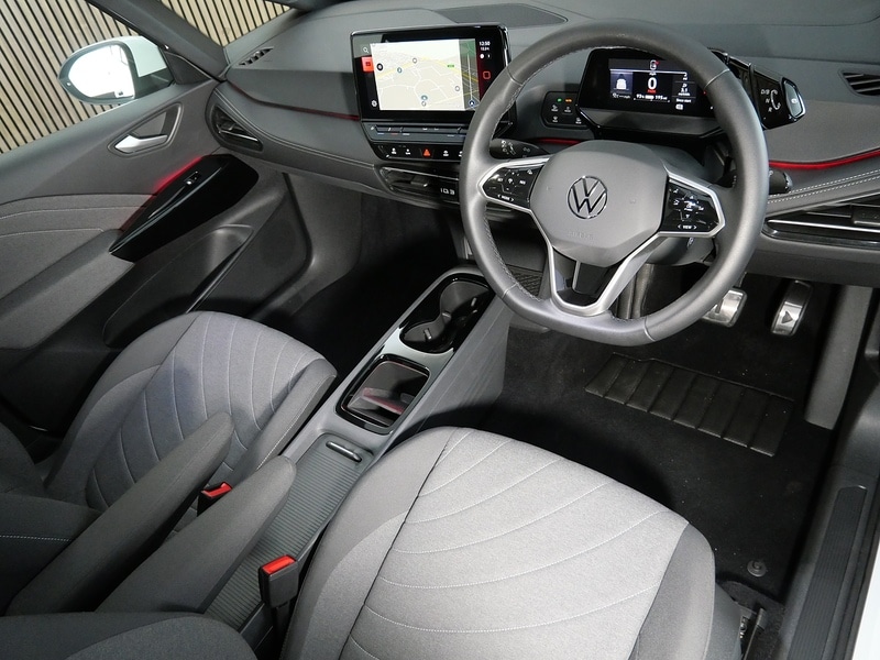 Used Volkswagen ID.3 2023 for sale - 77840762: Photo 3
