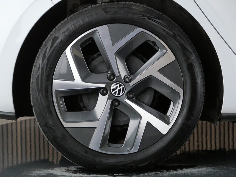 Used Volkswagen ID.3 2023 for sale - 77840762: Photo 45