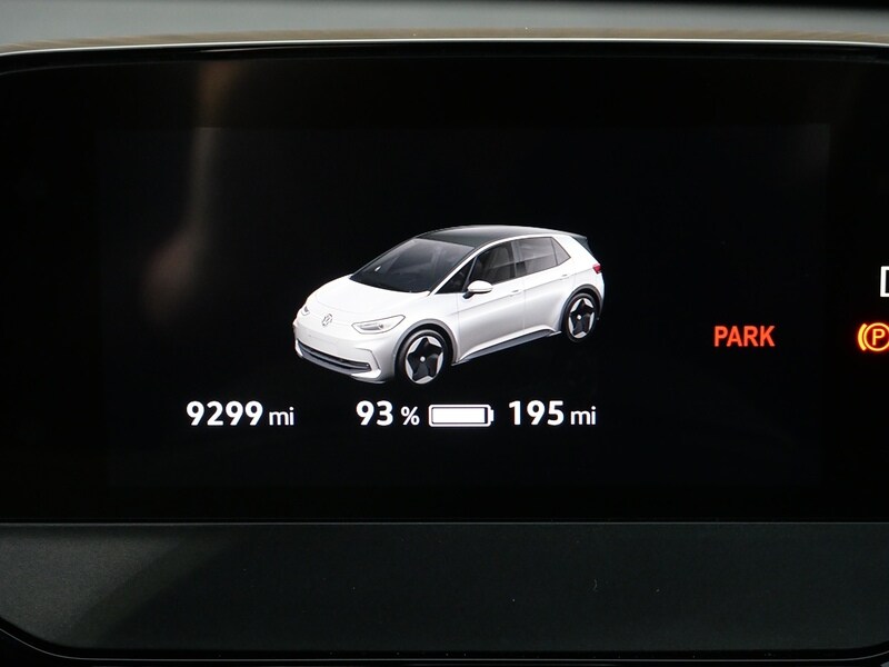 Used Volkswagen ID.3 2023 for sale - 77840762: Photo 48