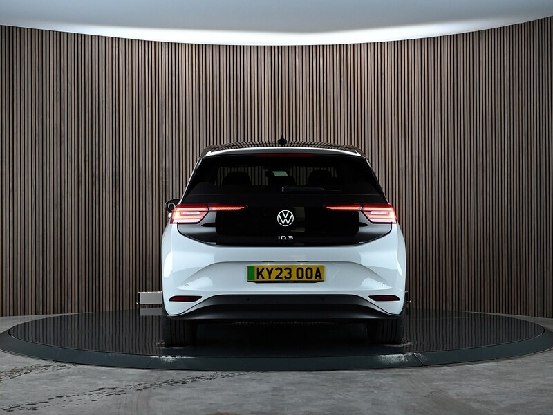 Used Volkswagen ID.3 2023 for sale - 77840762: Photo 9