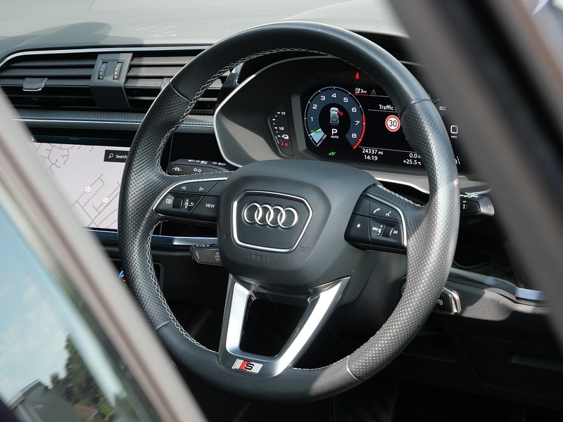 Used Audi Q3 2021 for sale - 76956885: Photo 12