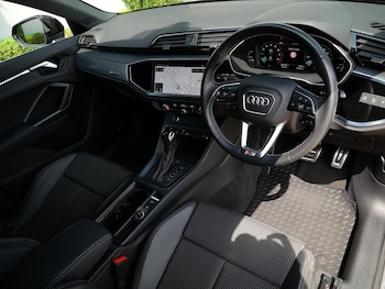 Used Audi Q3 2021 for sale - 76956885: Photo