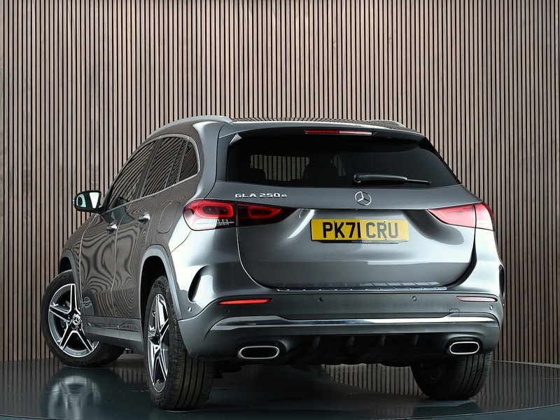 Used Mercedes-Benz GLA 2021 for sale - 77213069: Photo 2