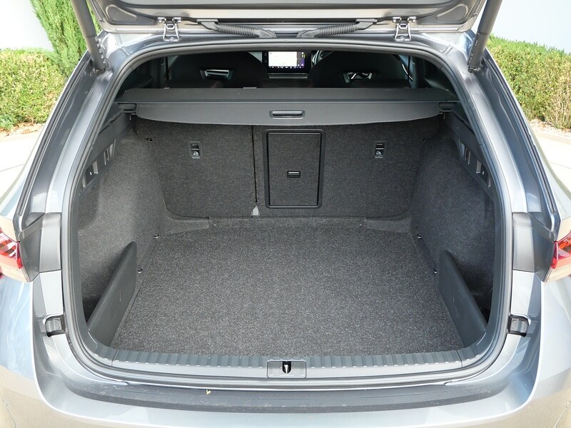 Vehicle 33