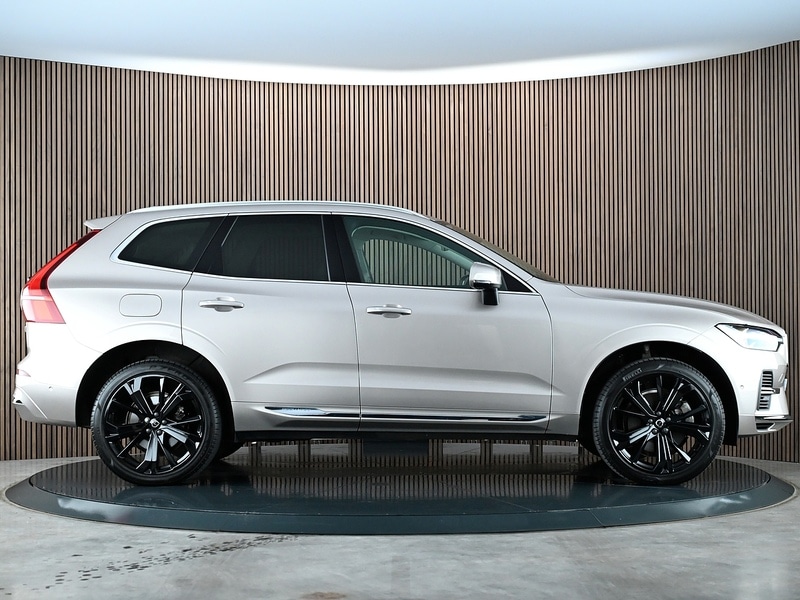 Used Volvo XC60 2023 for sale - 77906011: Photo 11