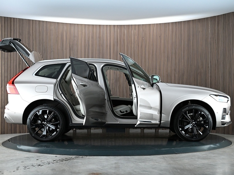 Used Volvo XC60 2023 for sale - 77906011: Photo 20