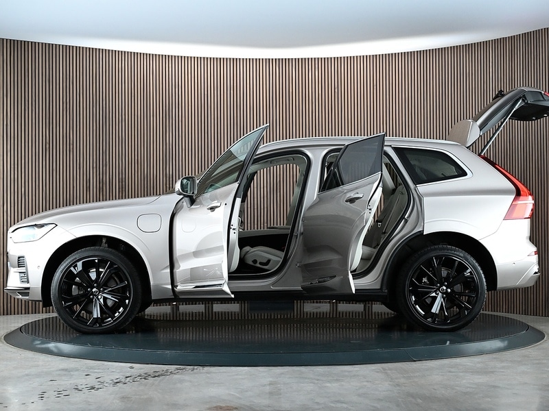 Used Volvo XC60 2023 for sale - 77906011: Photo 21