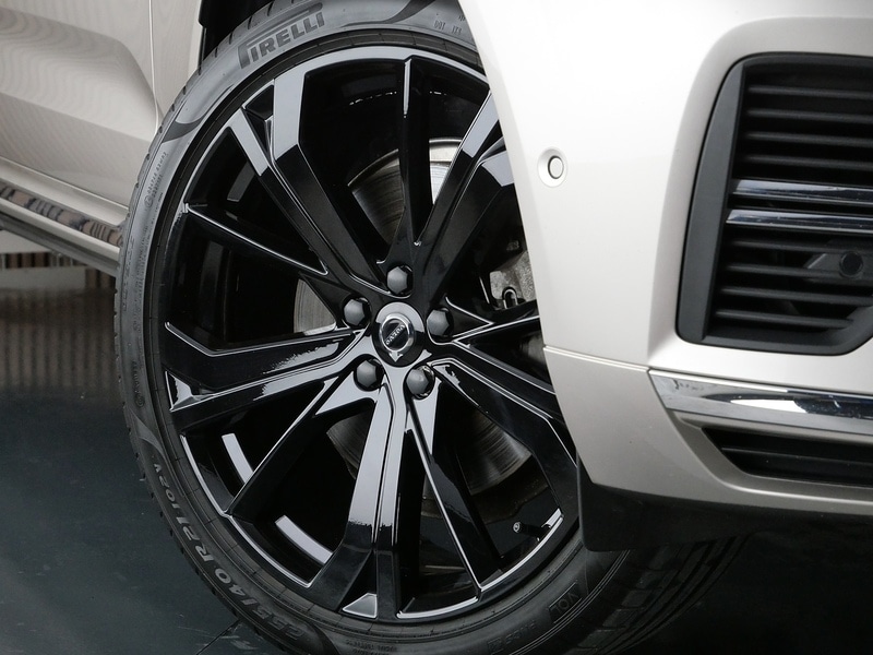 Used Volvo XC60 2023 for sale - 77906011: Photo 22