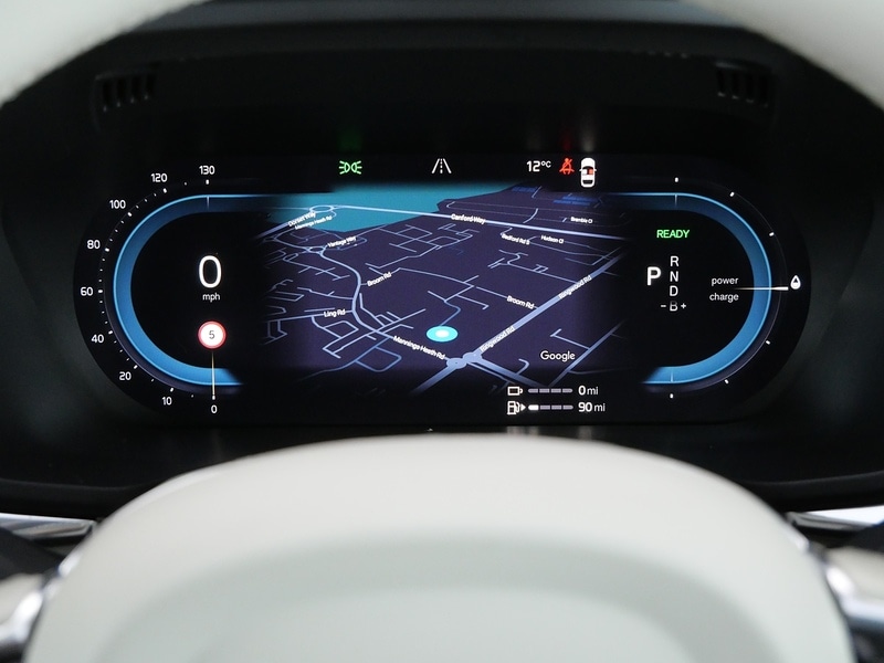 Used Volvo XC60 2023 for sale - 77906011: Photo 25