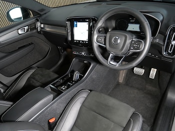 Used Volvo XC40 2022 for sale - 78920043: Photo