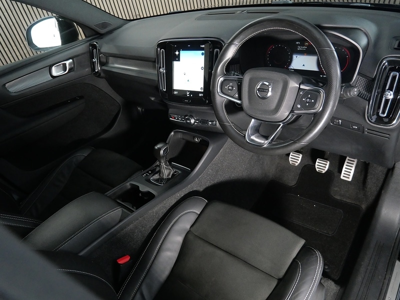 Used Volvo XC40 2021 for sale - 77452662: Photo 3