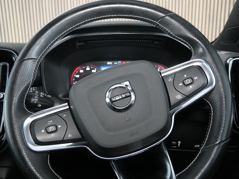 Used Volvo XC40 2021 for sale - 77452662: Photo 35