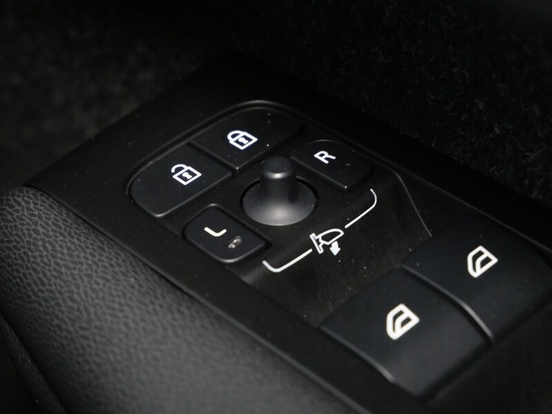 Used Volvo XC40 2021 for sale - 77452662: Photo 38