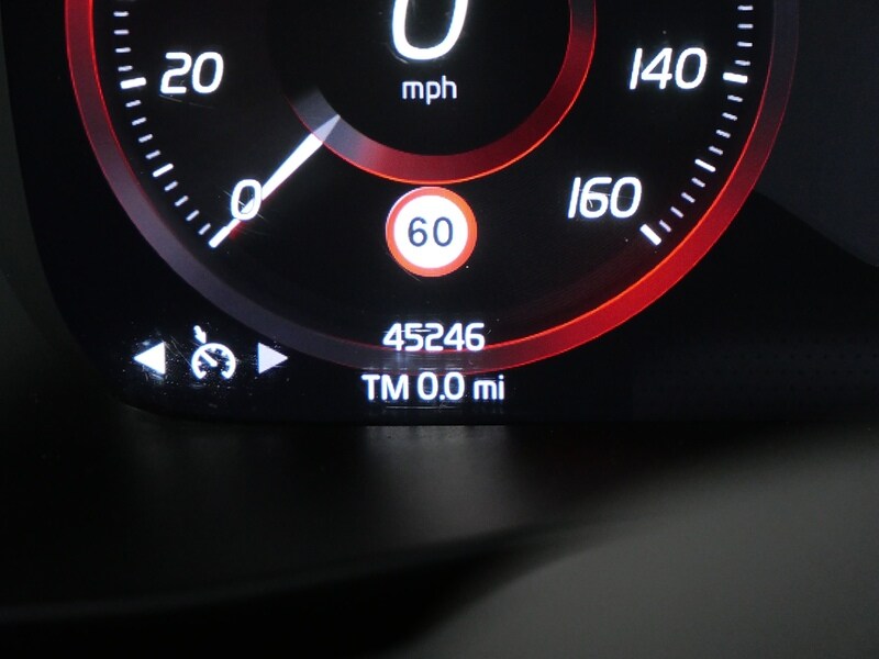 Used Volvo XC40 2021 for sale - 77452662: Photo 46