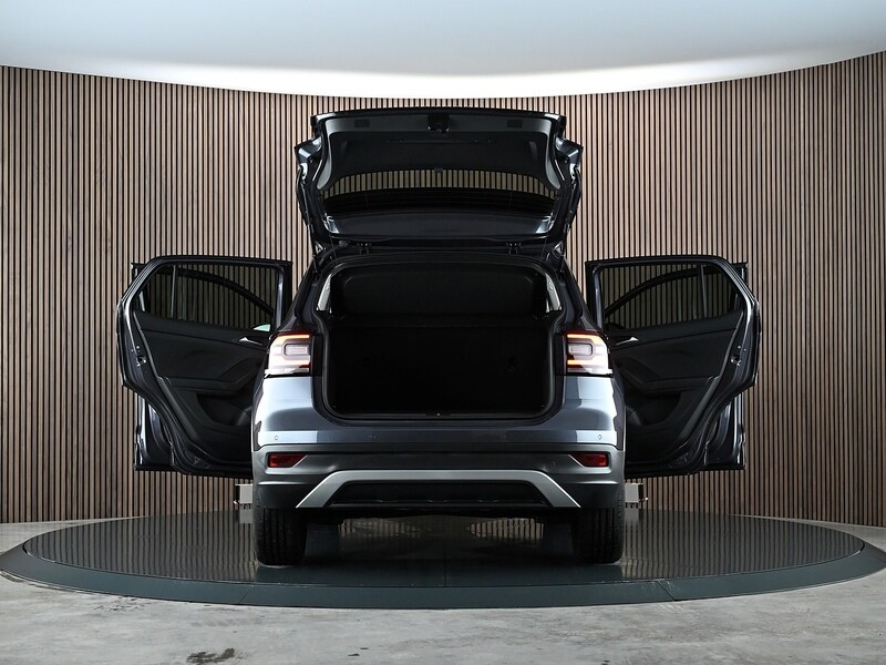 Used Volkswagen T-Cross 2023 for sale - 77840677: Photo 18