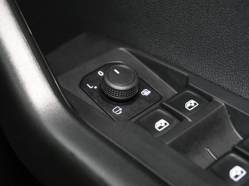 Used Volkswagen T-Cross 2023 for sale - 77840677: Photo 41