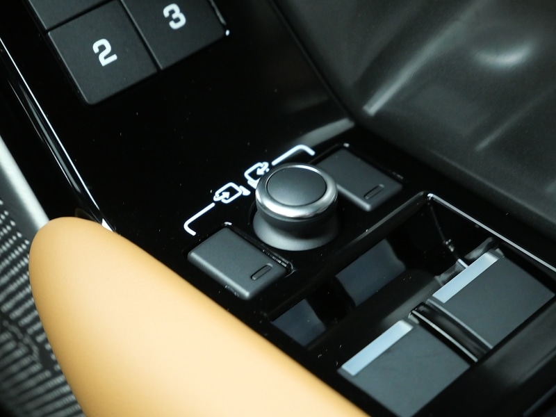 Used Land Rover Range Rover Velar 2021 for sale - 76547336: Photo 33