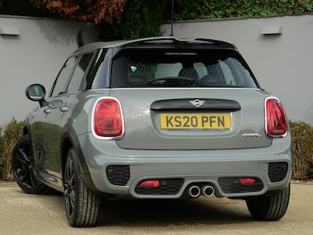 Used MINI Hatch 2020 for sale - 76210982: Photo 2