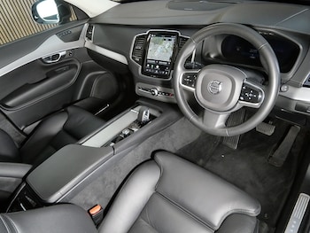 Used Volvo XC90 2023 for sale - 79335011: Photo