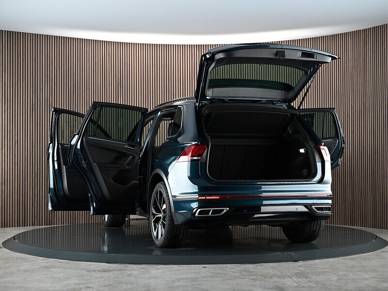 Used Volkswagen Tiguan 2023 for sale - 77840665: Photo 17