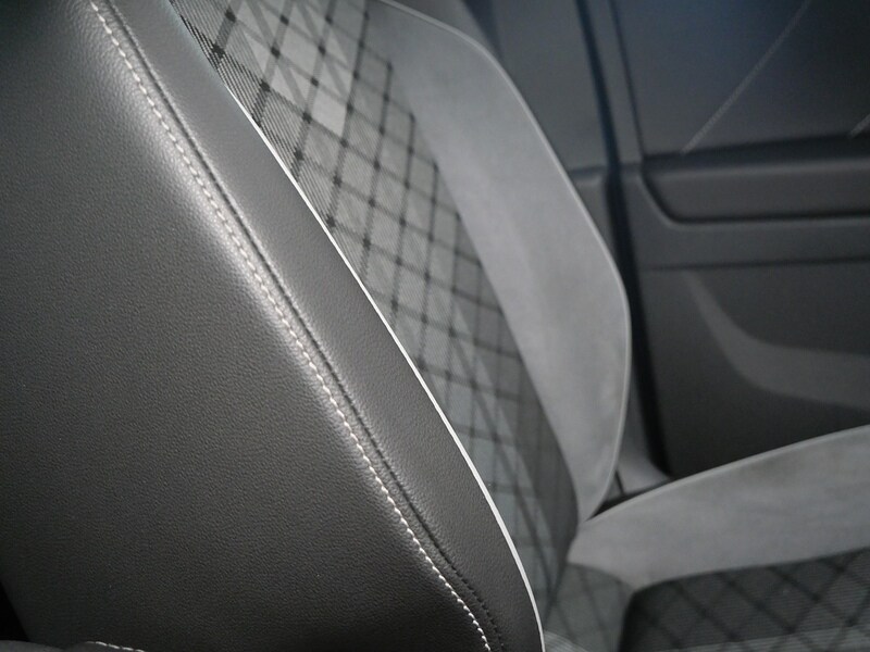 Used Volkswagen Tiguan 2023 for sale - 77840665: Photo 30